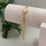Beyaz Yoncalı 14K Altın Kaplama Bileklik