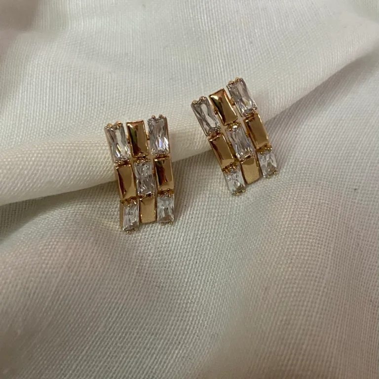 Damalı Model Taşlı 14k Kaplı Küpe